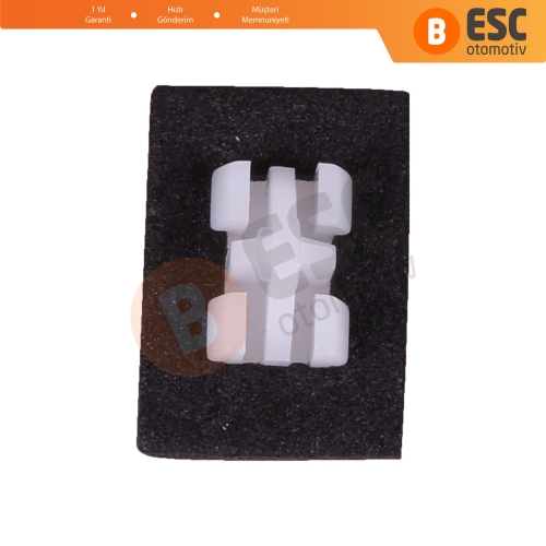 Ford için 10 Adet Panel Klipsi Contalı Beyaz 4069907